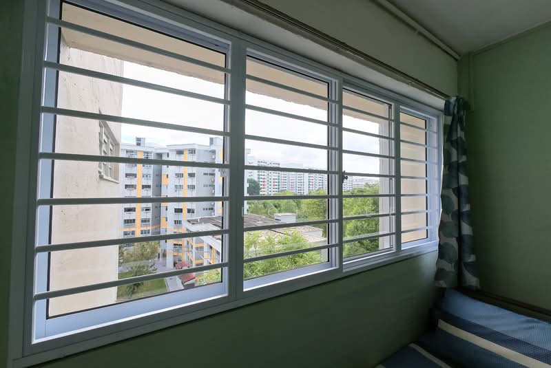 212 Serangoon Avenue 4 photo 3