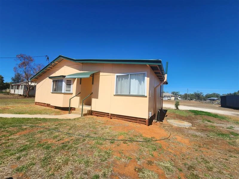 110 Albert St, Morven QLD 4468