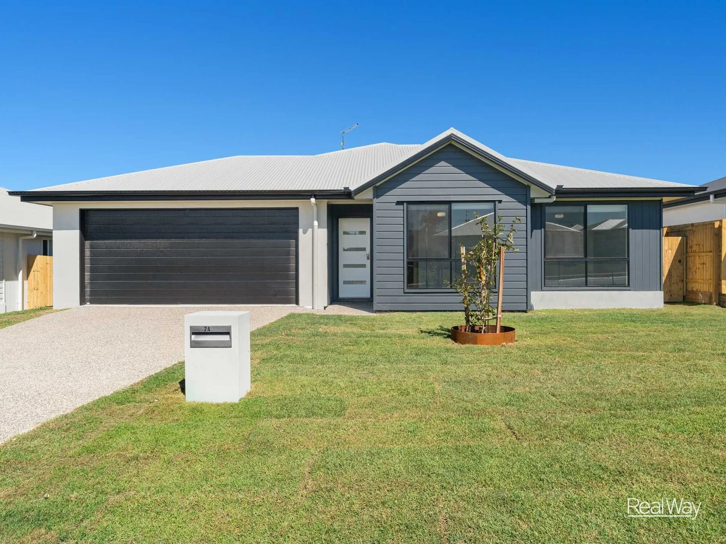 24 Natasha Circuit, Westbrook QLD 4350