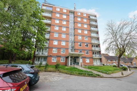 Bushwood Road, Birmingham B29