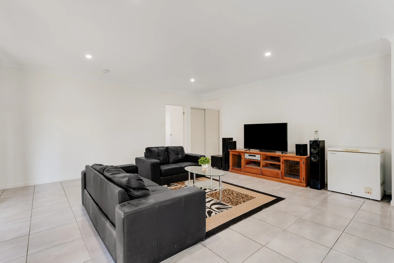 Additional image 5 of 6 Essington Mews, Leichhardt QLD 4305