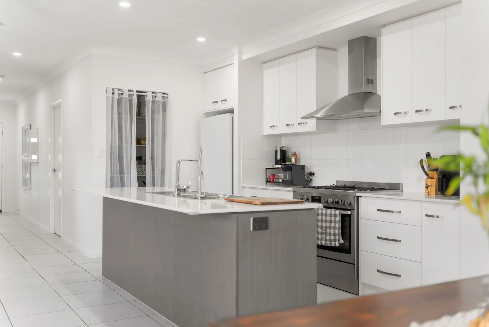 Additional image 3 of 8 Mary Crescent, Rosewood QLD 4340