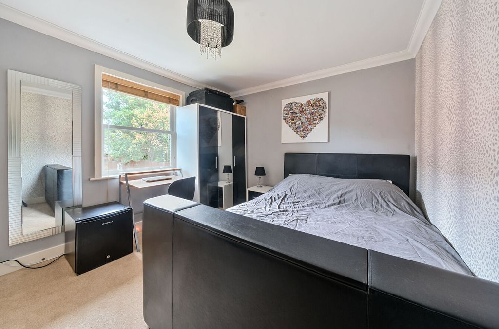 Additional image 10 of 5 bed detached house for saleCleek Drive, Bassett, Southampton, Hampshire SO16