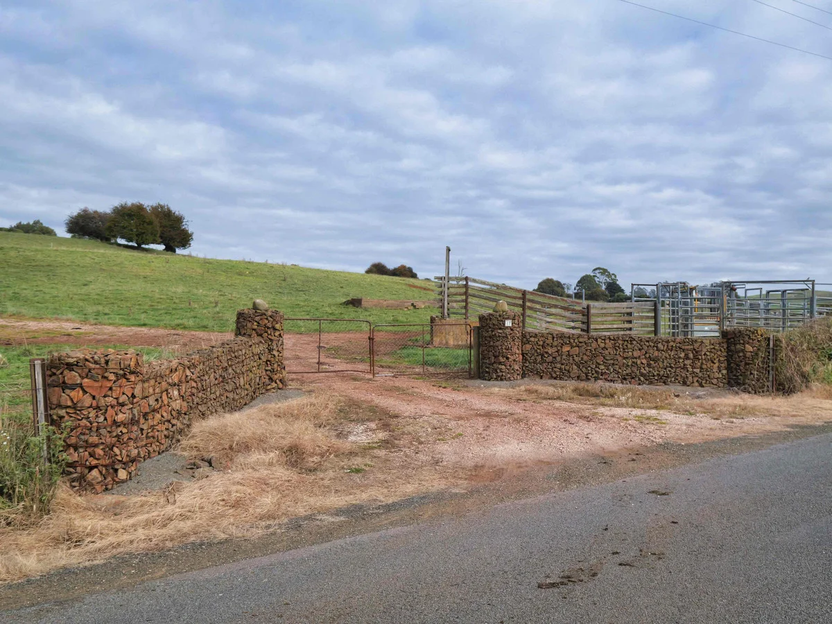 Additional image 2 of 17 Lemana Road, Red Hills TAS 7304