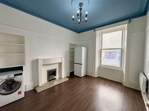 72 Skene Street, Aberdeen AB10