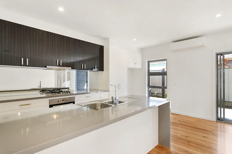 Additional image 2 of 1/40 Hampton Road, Essendon West VIC 3040