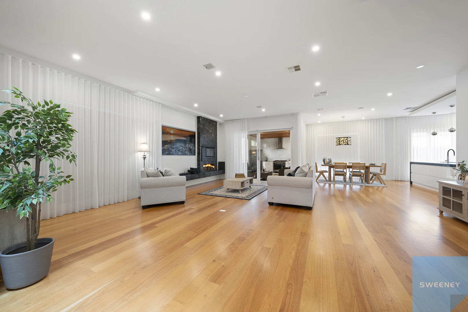 Additional image 10 of 1 Waterview Walk, Caroline Springs VIC 3023