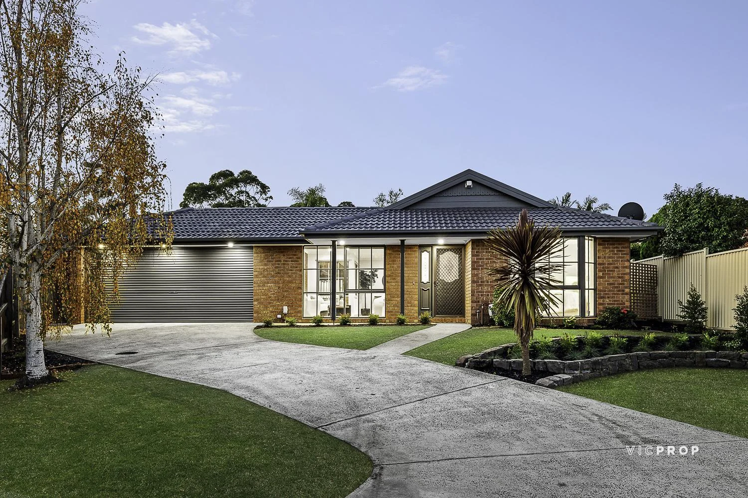 10 Gundry Grove, Watsonia North VIC 3087