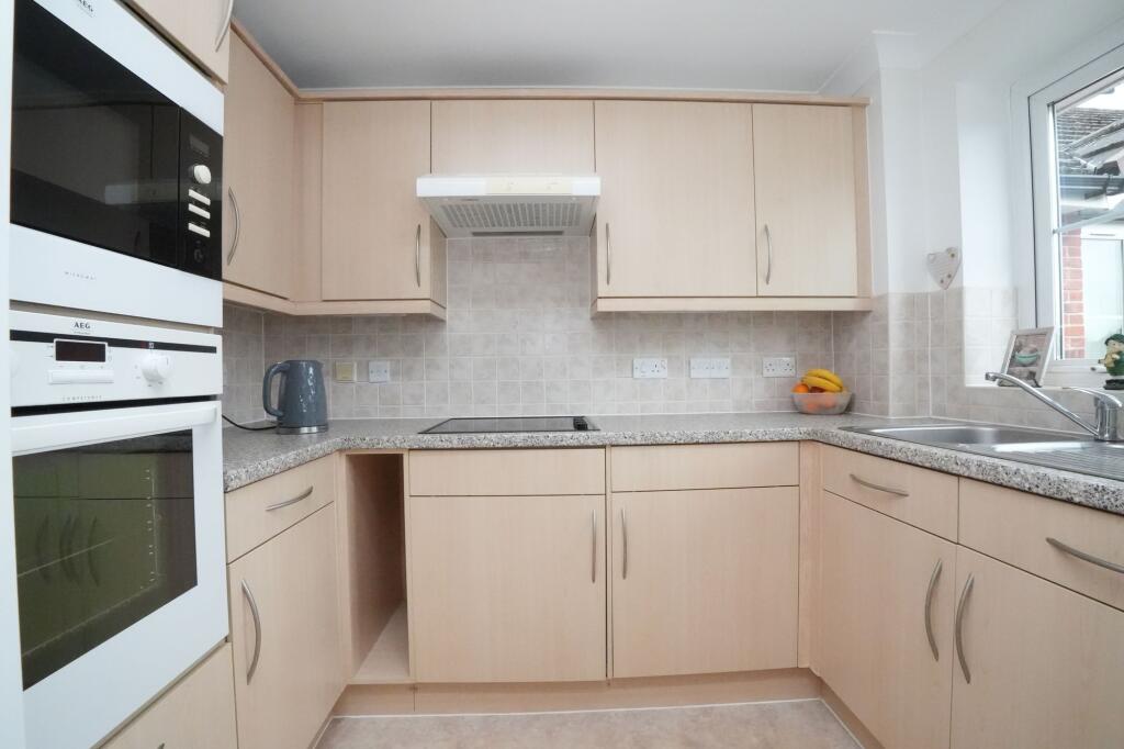 Stratford Road, Hall Green, B28 photo 5