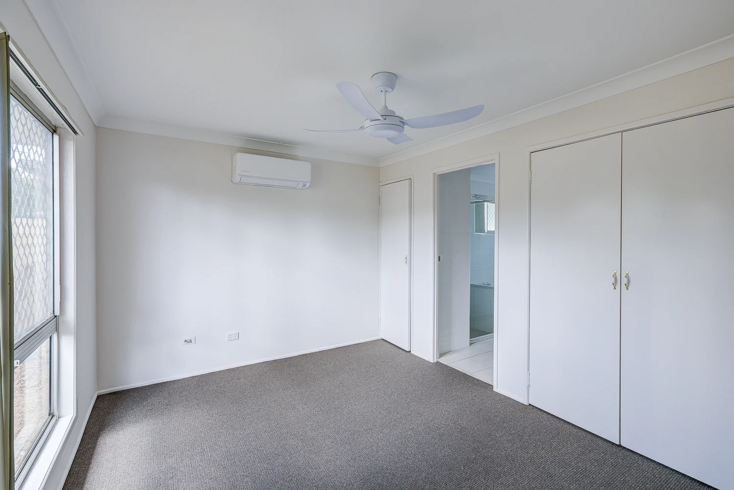 87 Velorum Drive, Kingston QLD 4114 photo 5