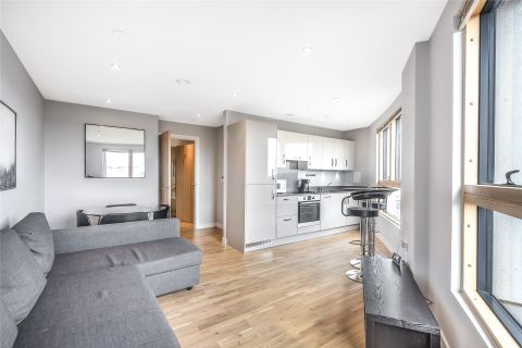 Hewitt, 40 Alfred Street, Reading, Berkshire RG1