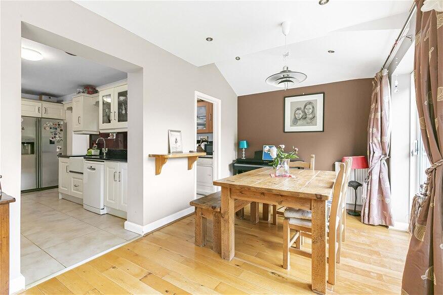 Sibley Avenue, Harpenden, AL5 photo 3