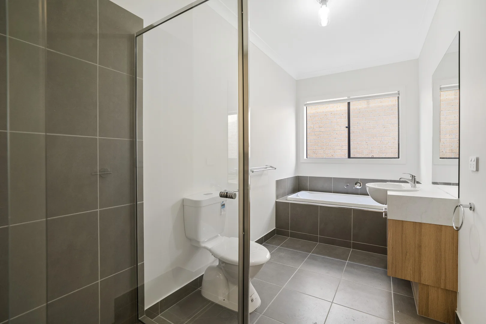 39 Charleston Chase, Berwick VIC 3806 photo 5
