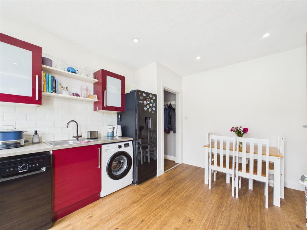 Additional image 5 of 2 bed flat for sale10 Craigie Road, Perth PH2