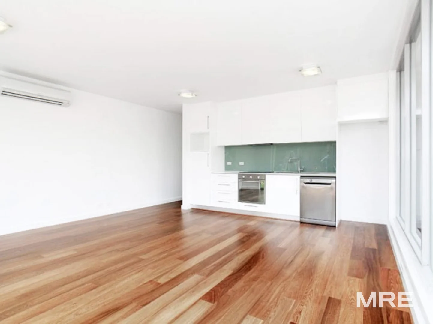 1/2 George Street, Windsor VIC 3181 photo 2