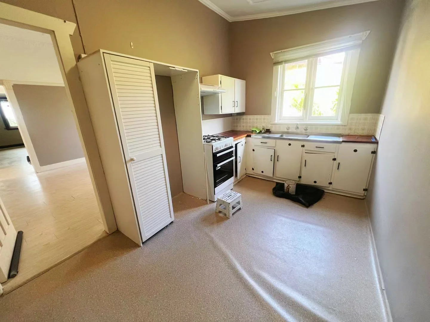 Additional image 6 of 49 Jubilee Avenue, Carlton NSW 2218