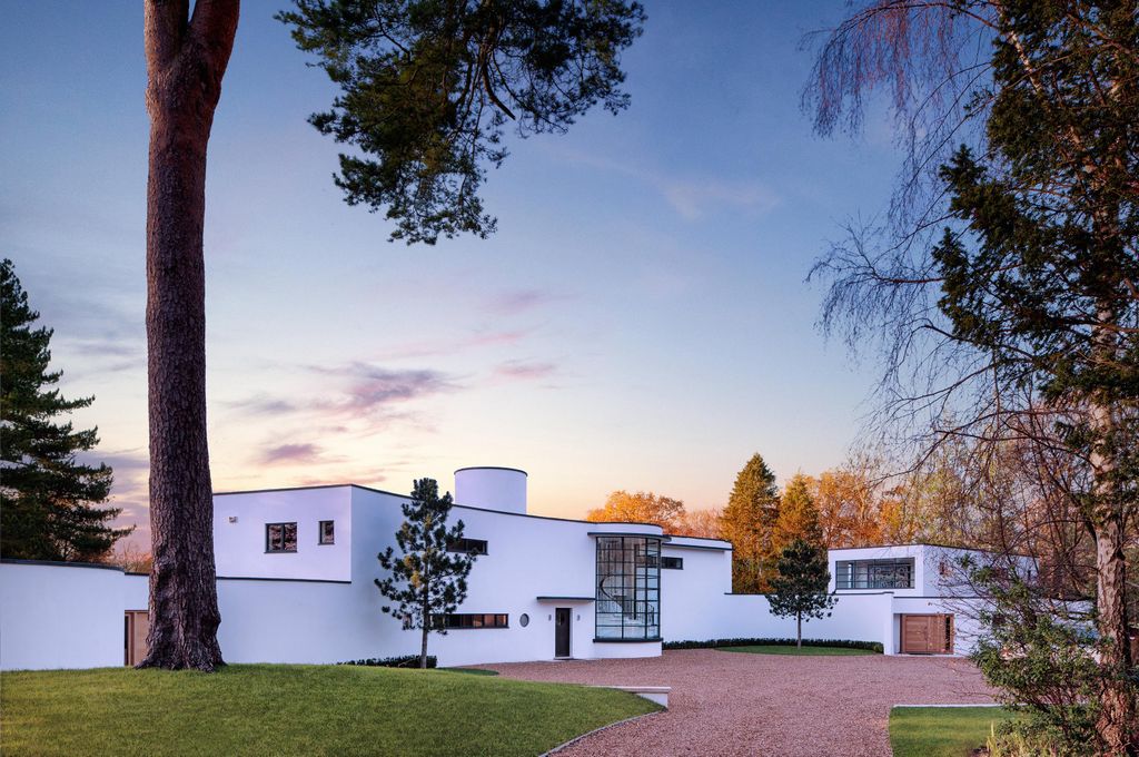 Additional image 4 of 6 bed detached house for salePortnall Drive, Wentworth, Virginia Water, Surrey GU25