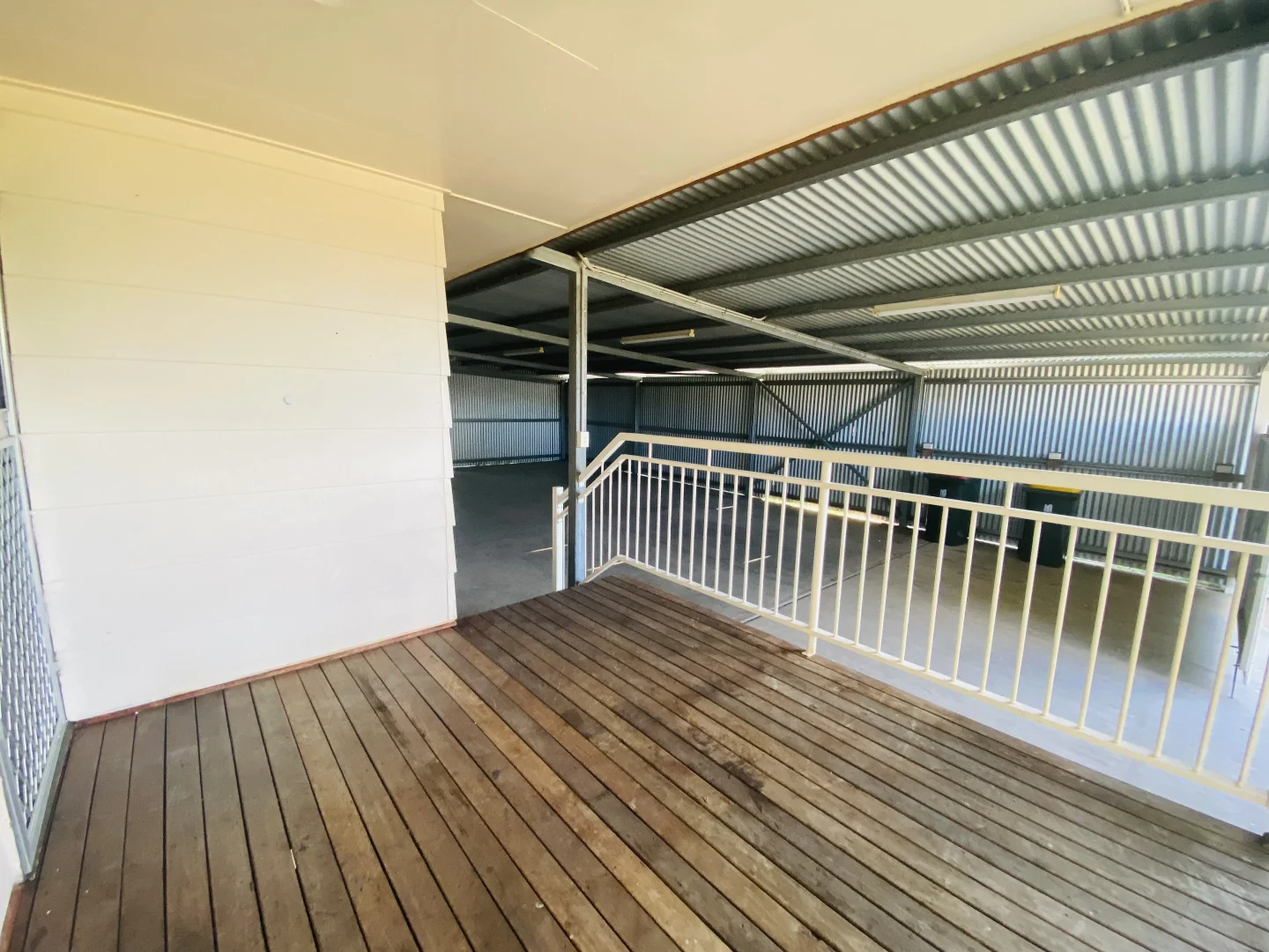 Additional image 3 of 16 Middle Crescent, Dysart QLD 4745