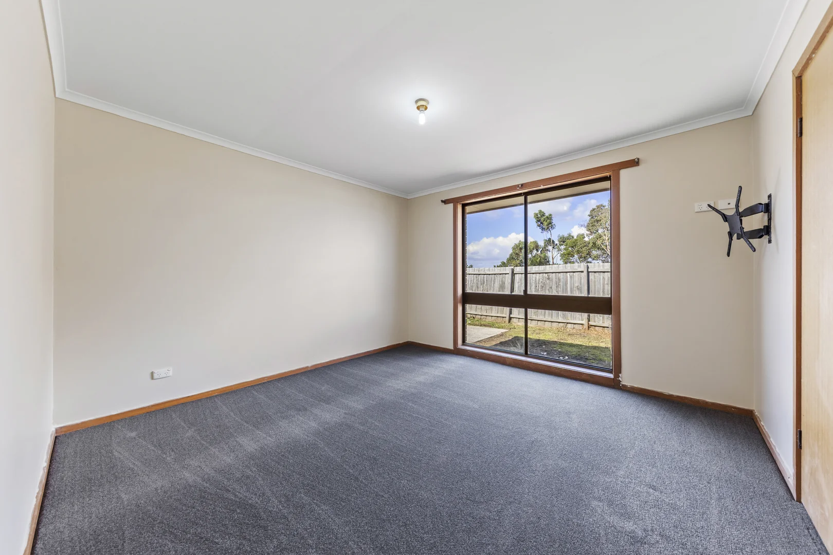 Additional image 8 of 53 Sybella Avenue, Koo Wee Rup VIC 3981