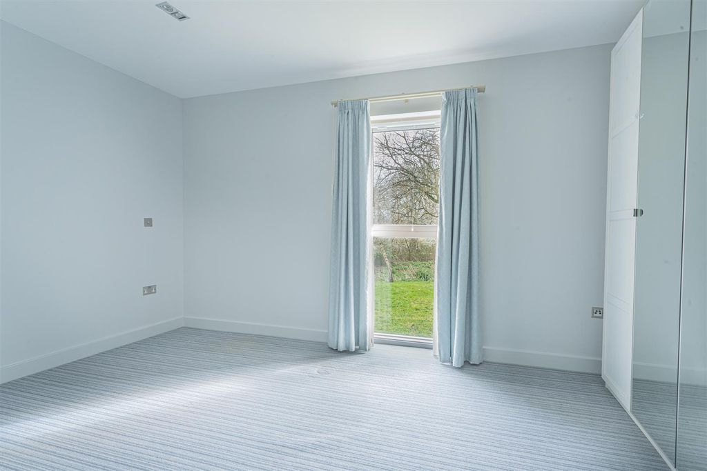 Additional image 5 of 2 bed flat for saleBirch Close, Corsham SN13