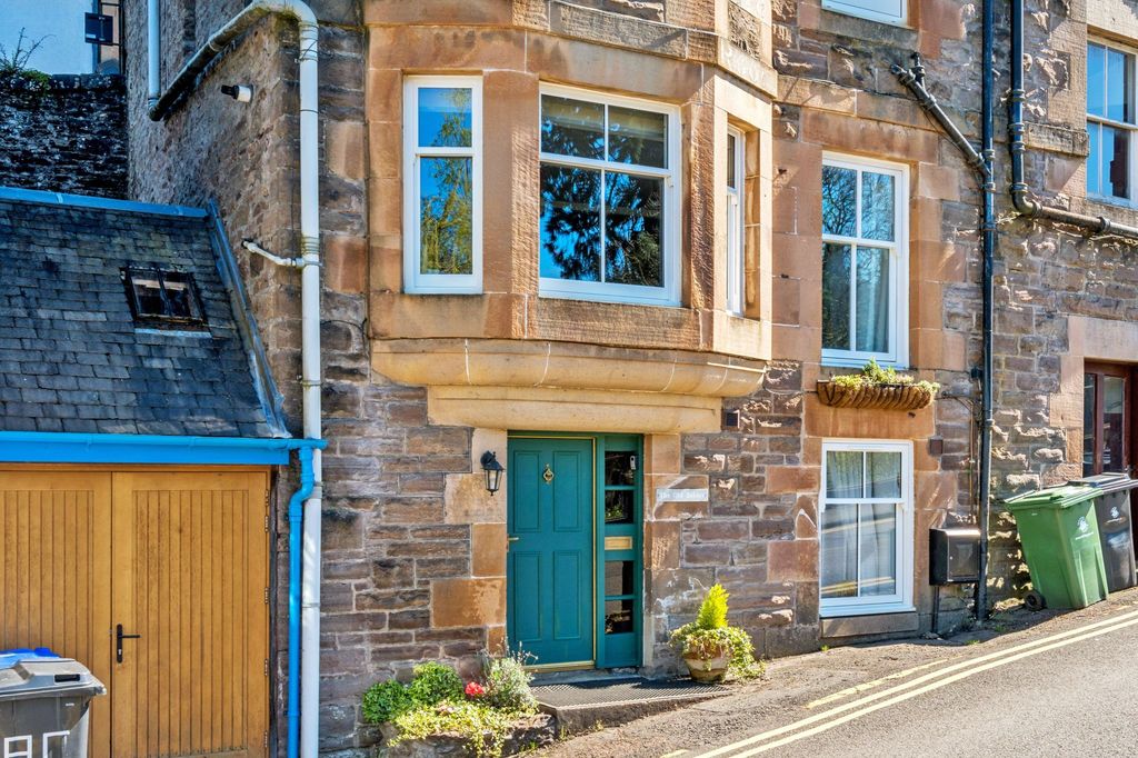 2 bed maisonette for saleMillrow, Dunblane FK15