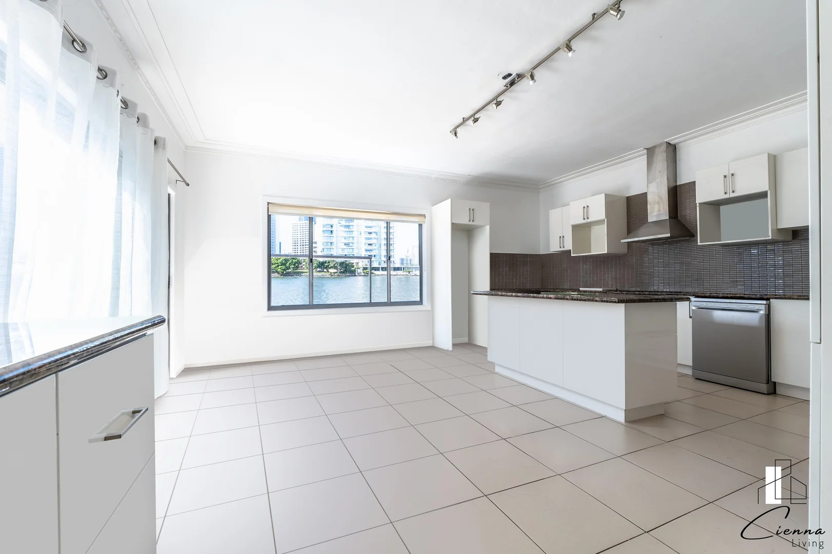 Additional image 4 of 62 Amalfi Drive, Surfers Paradise QLD 4217