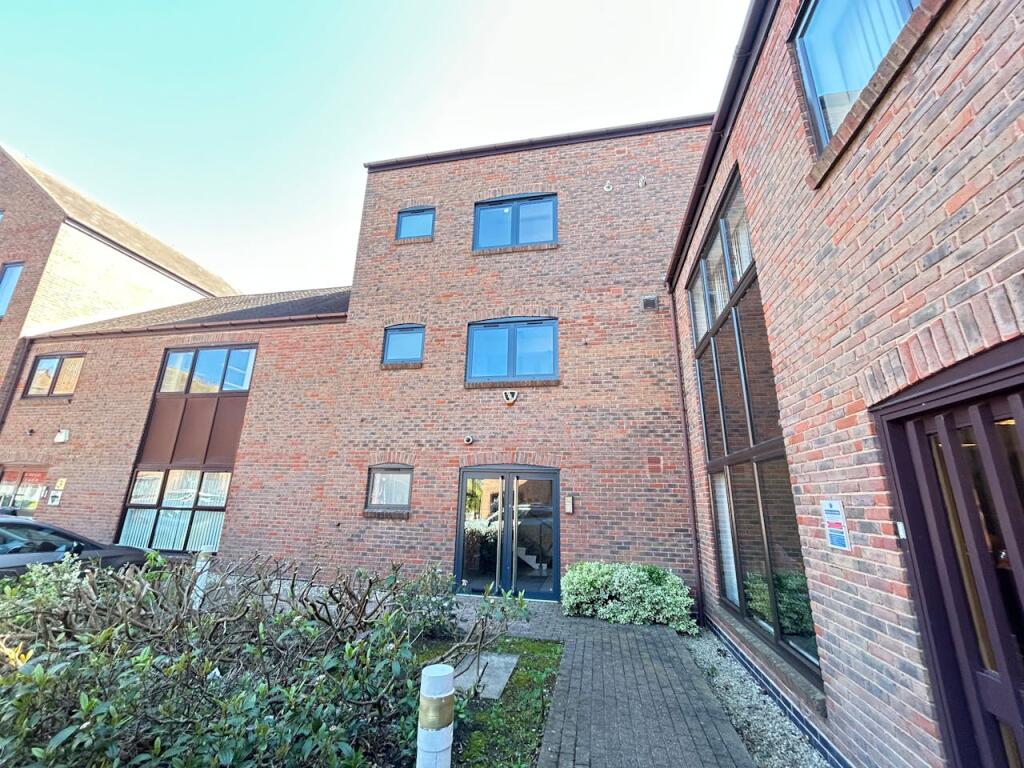 Additional image 6 of Unit 4, Hockley Court, 2401 Stratford Road, Hockley Heath, B94 6NW