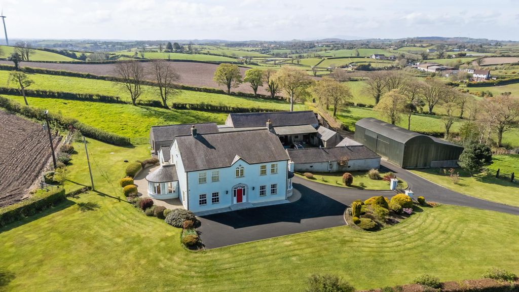 5 bed farm for sale80 Hillsborough Road, Moneyreagh, Newtownards BT23