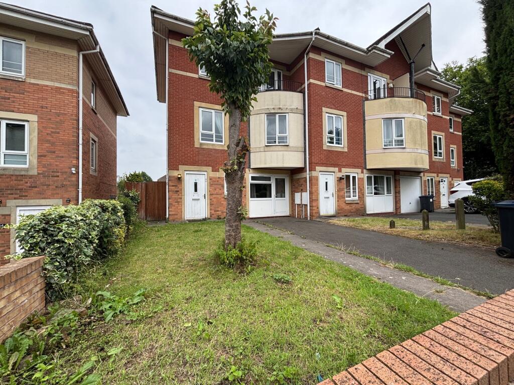 Central Park Drive, B18