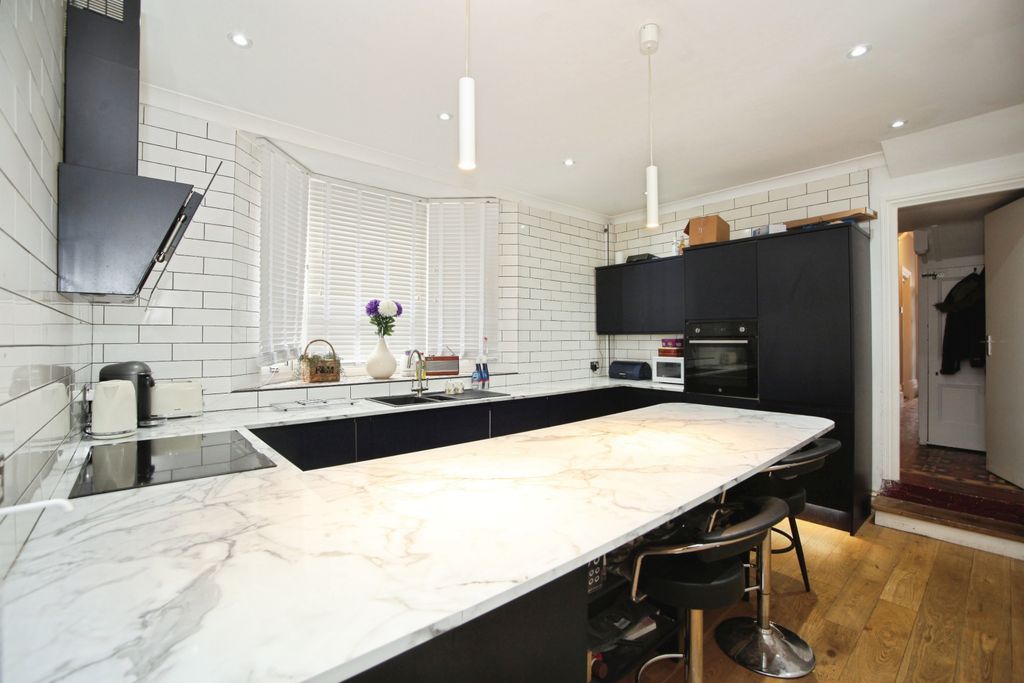 Additional image 10 of 5 bed terraced house for saleOmbersley Road, Newport NP20