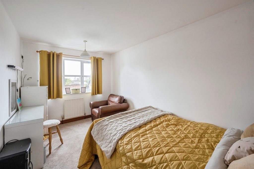 Additional image 14 of 4 bed detached house for saleGrove Street, Kirton Lindsey, Gainsborough DN21