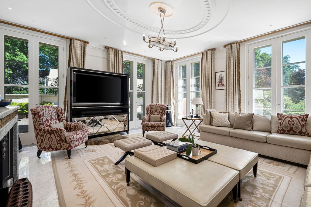 Additional image 3 of 11 bed property for saleCarioca, Wentworth, Virginia Water GU25, United Kingdom