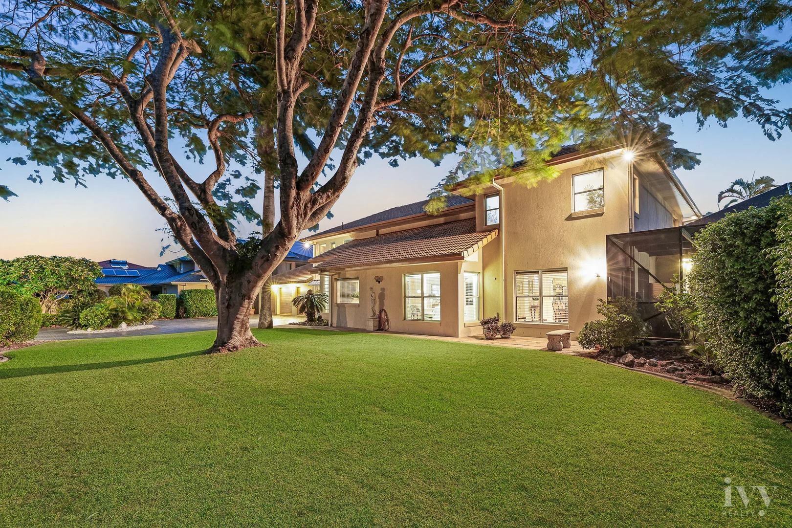 Additional image 5 of 82-84 Tradewinds Avenue, Paradise Point QLD 4216