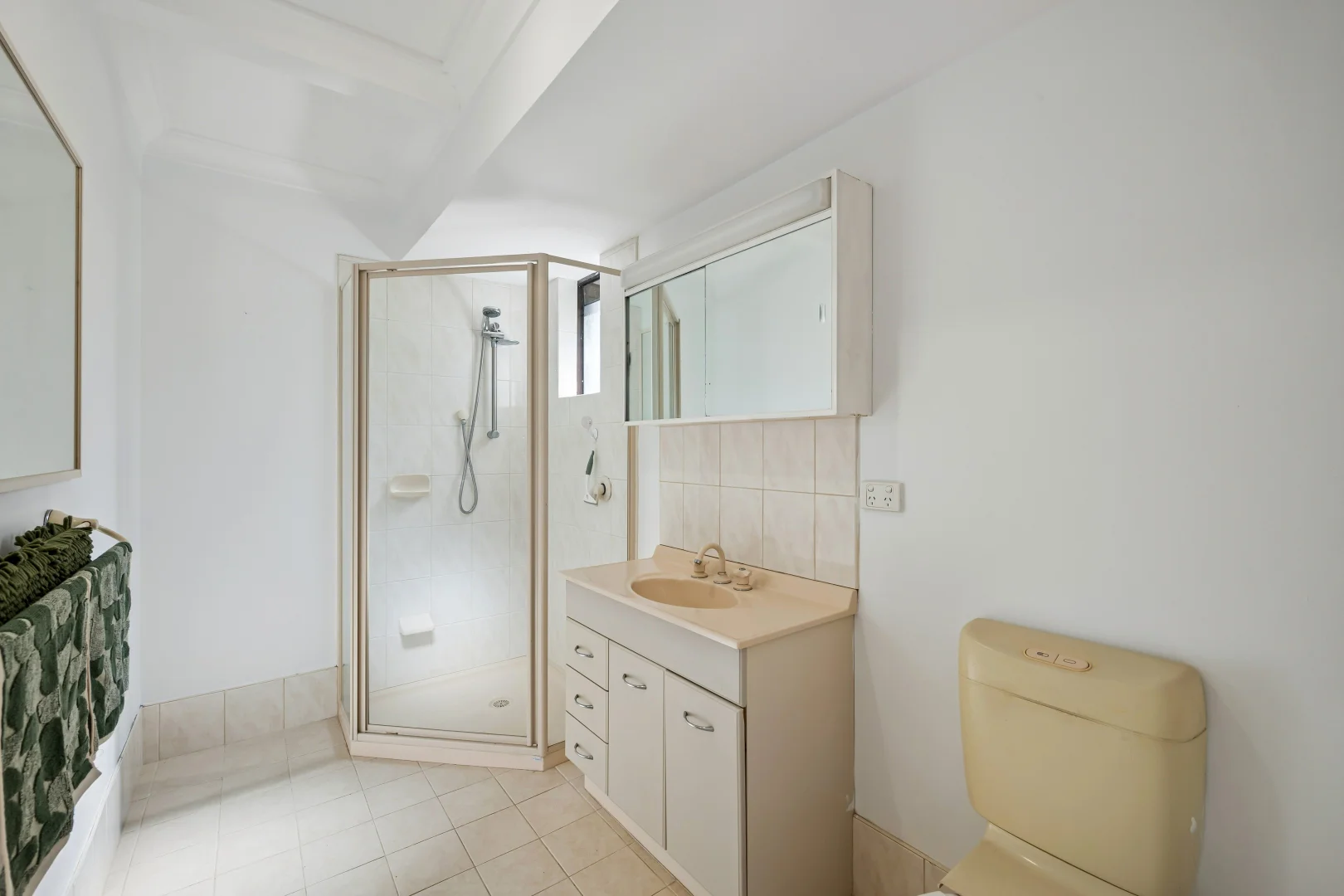 Additional image 15 of 82 Regency Drive, Thornlie WA 6108