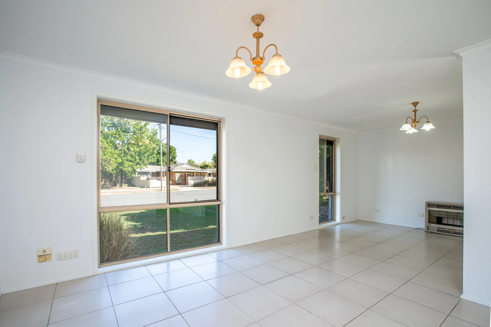 Additional image 4 of 326 Parkland Crescent, Lavington NSW 2641