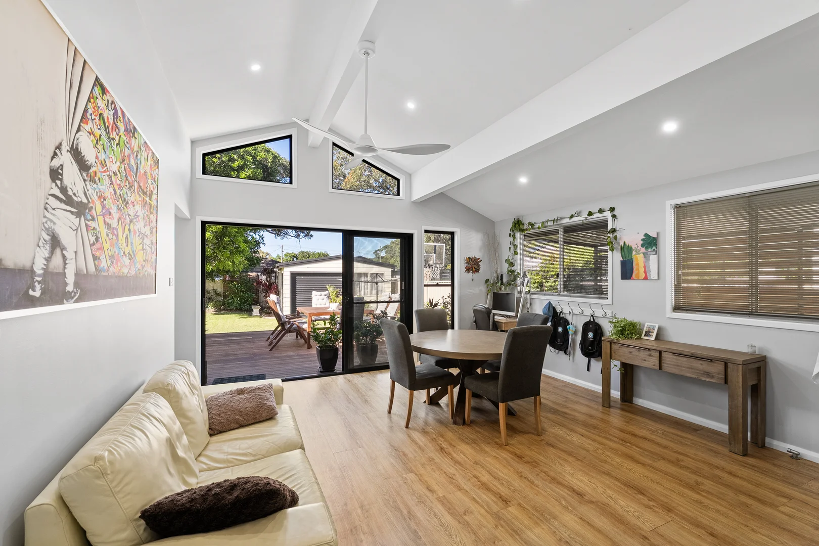 12 Kurraba Parade, Berkeley Vale NSW 2261 photo 5