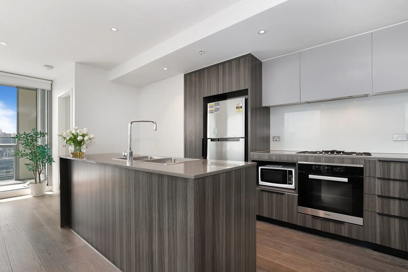Additional image 2 of 3601E/888 Collins Street, Docklands VIC 3008