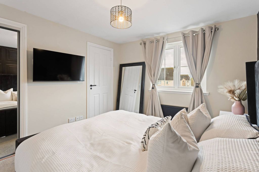Additional image 10 of 2 bed flat for saleMiners Walk, Dalkeith, Midlothian EH22