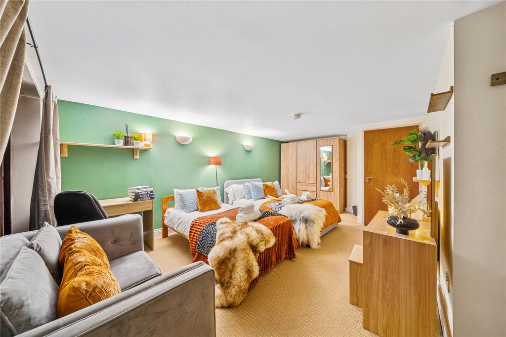 Additional image 6 of 4 bed terraced house for saleBear Yard Mews, Bristol, Somerset BS8