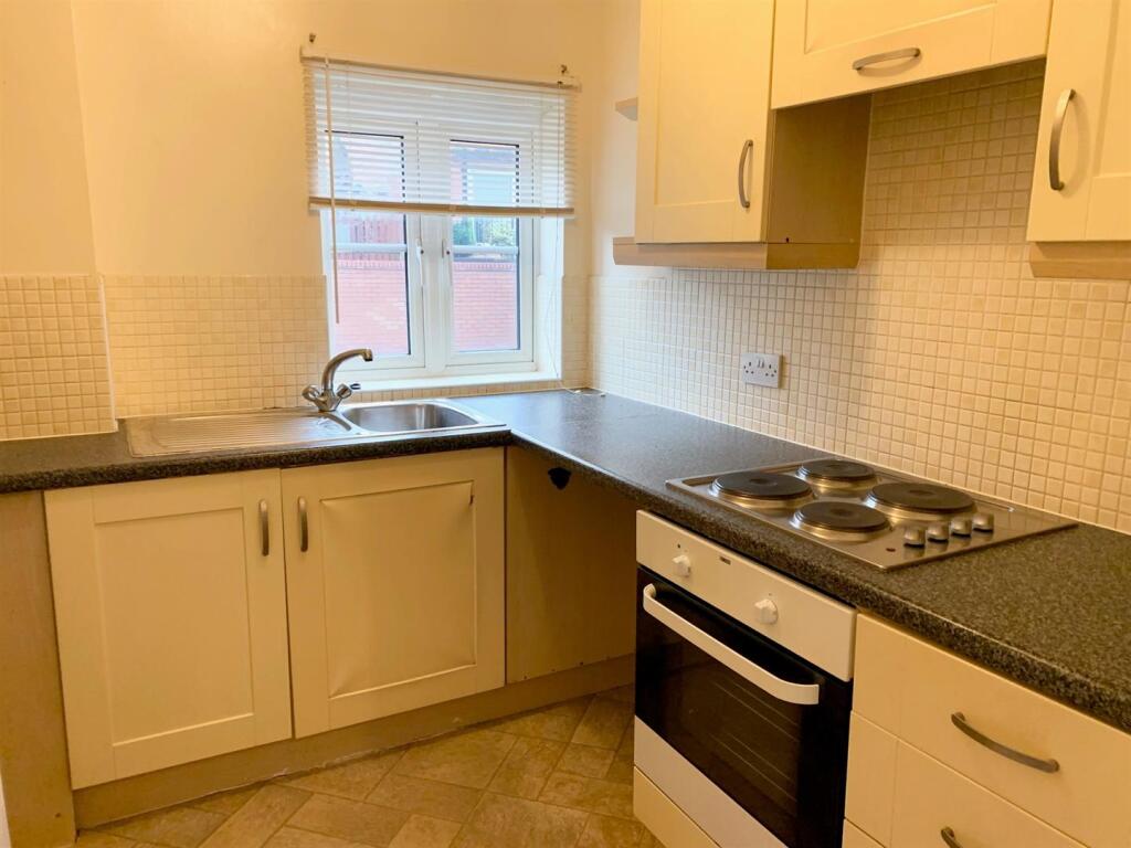 Additional image 6 of Russell Close, Wilnecote, Tamworth
