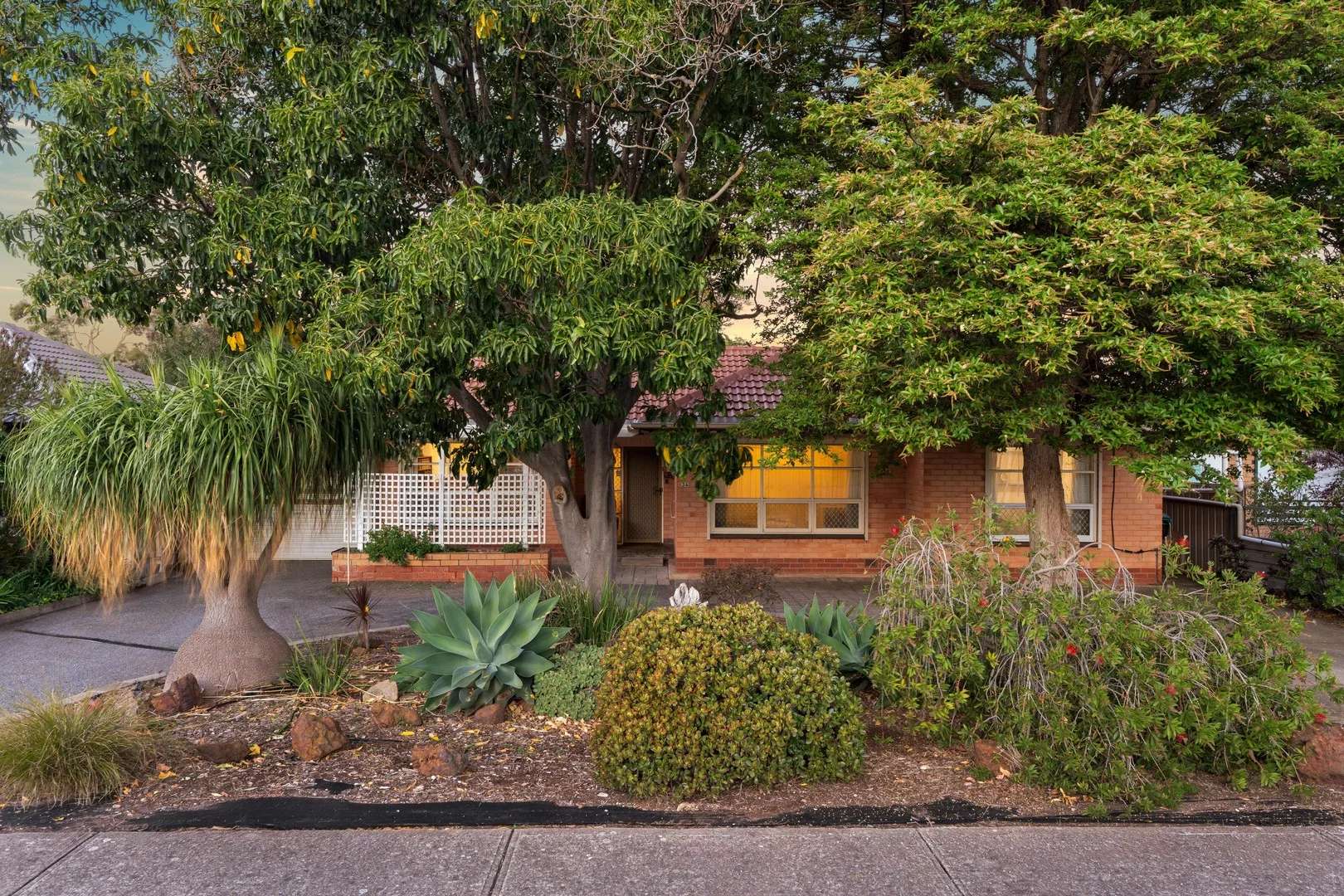 34 Roberts Road, Hackham West SA 5163