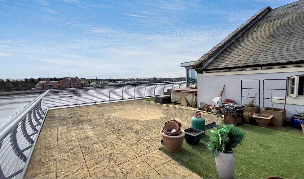 Additional image 4 of 4 bed flat for saleDuke Street, North Shields NE29