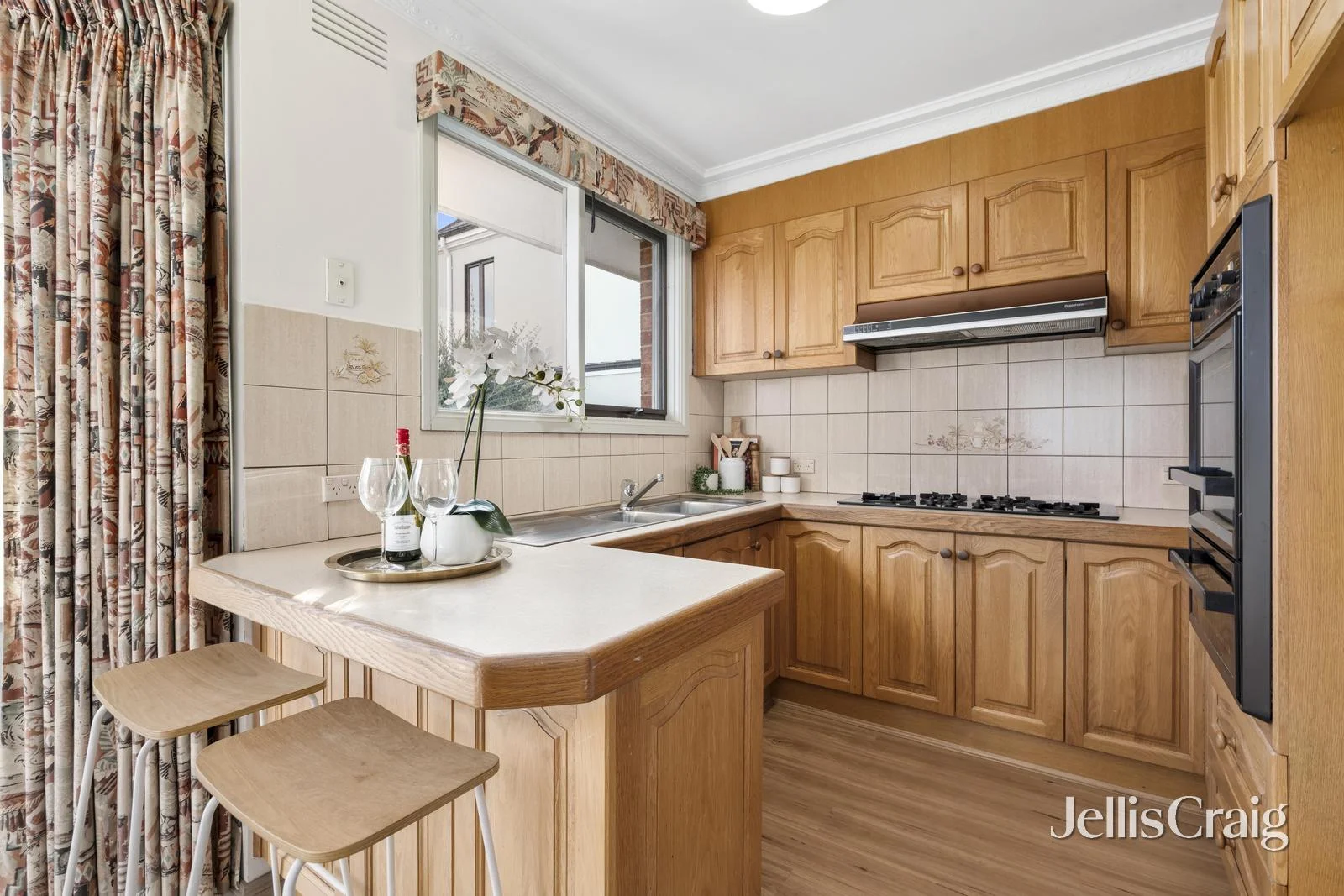 9A Ian Grove, Mount Waverley VIC 3149 photo 4