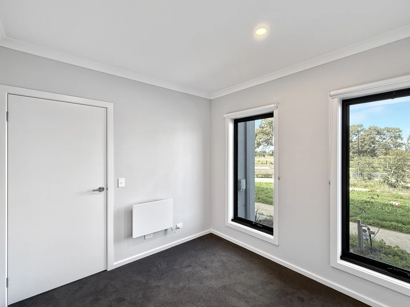 11 Wagtail Walk, Wollert VIC 3750 photo 2