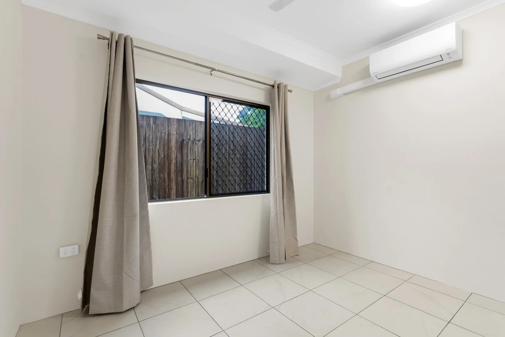Additional image 17 of 7 Garland Close, Kanimbla QLD 4870