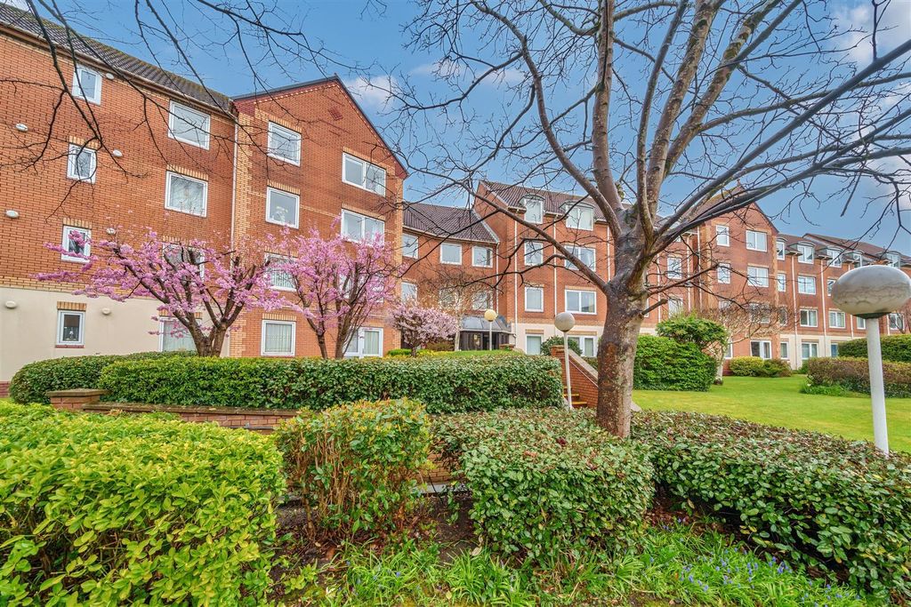 Additional image 9 of 2 bed flat for saleHome Gower House, St. Helens Road, Swansea SA1
