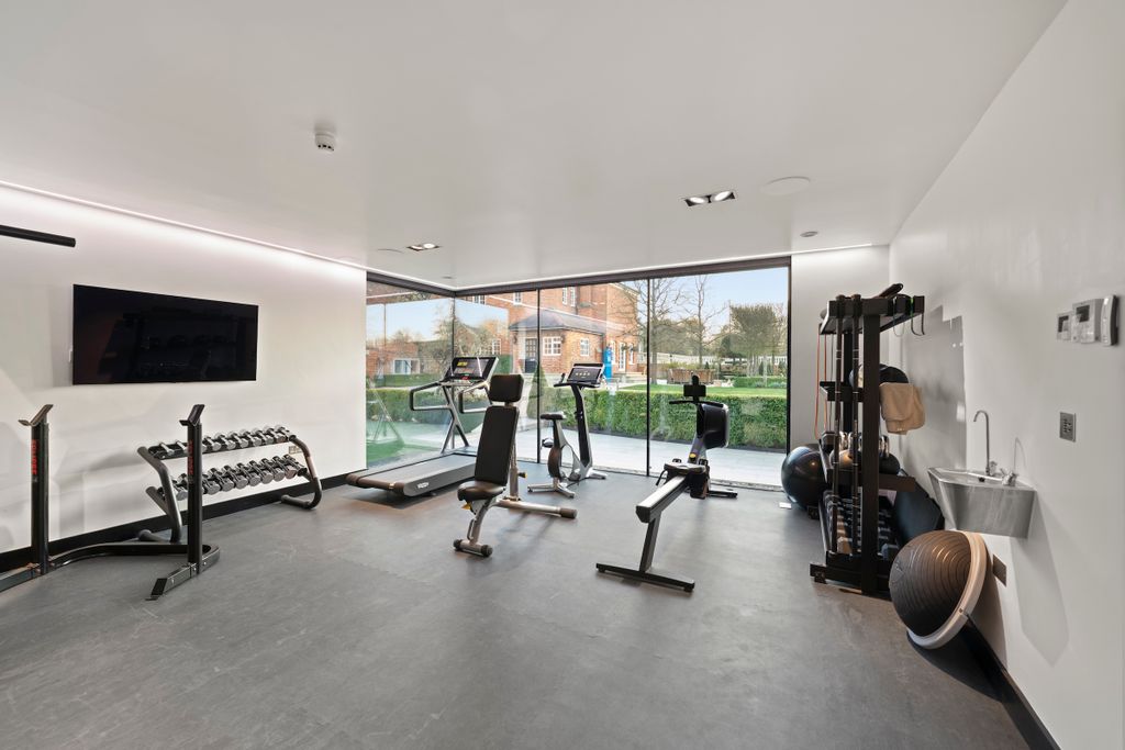 Additional image 19 of 12 bed property for saleGreat Martins, Shurlock Row, Shurlock, Reading RG10