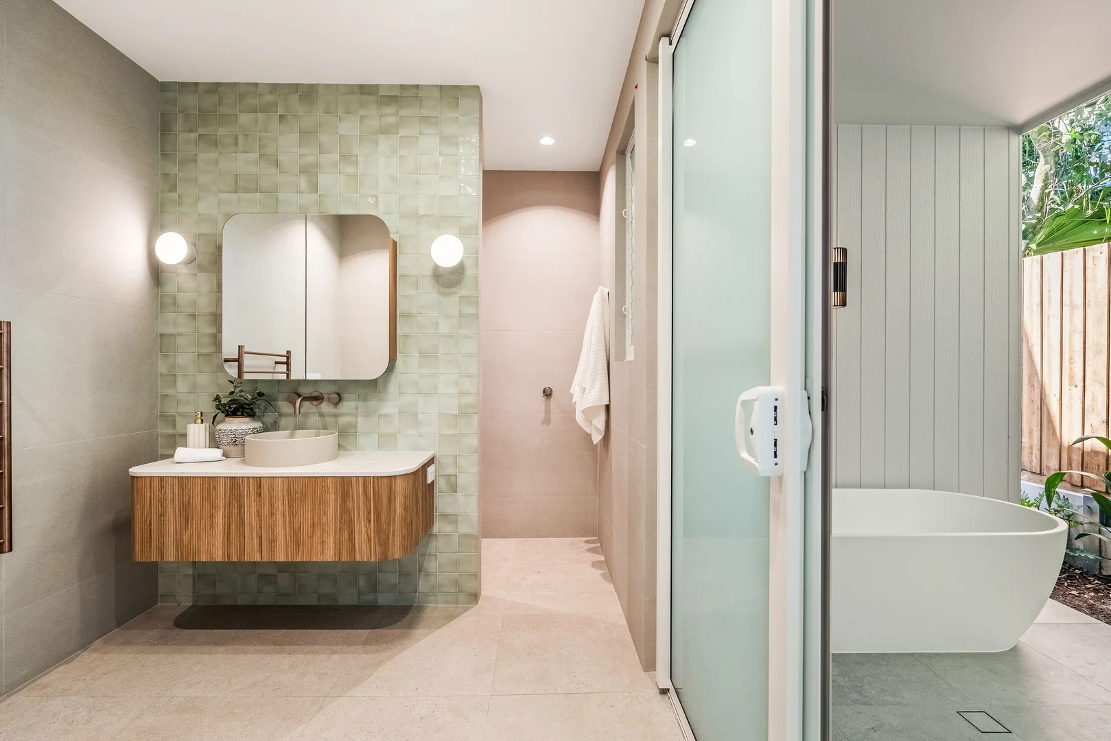 Additional image 15 of 2/26 Cavvanbah Street, Byron Bay NSW 2481