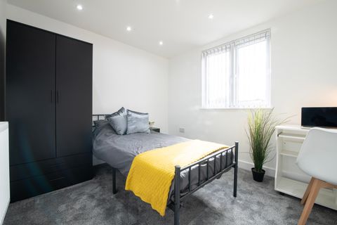 Lambrook Road, Bristol BS16, Room to rent
