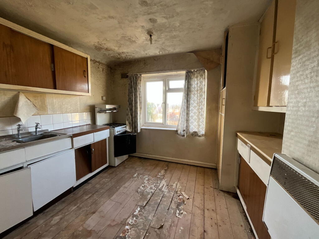 Additional image 3 of HALESOWEN, Bournebrook Crescent